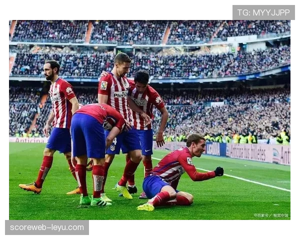 马竞更衣室士气高涨,全队蓄势待发迎战新赛季 马竞更衣室士气高涨,全队蓄势待发迎战新赛季