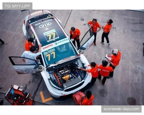 特拉布宗体育新赛季表现稳健,全力冲击冠军荣耀 特拉布宗体育新赛季表现稳健,全力冲击冠军荣耀