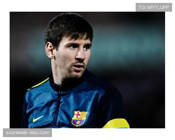 梅西伯纳乌经典庆祝再现，稳健表现助球队稳步迈向胜利